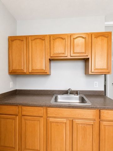 33 Gay Head St 3, Boston, MA 02130