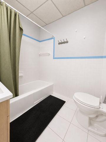 33 Gay Head St 3, Boston, MA 02130