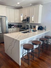 519 Broadway PH8, Somerville, MA 02145