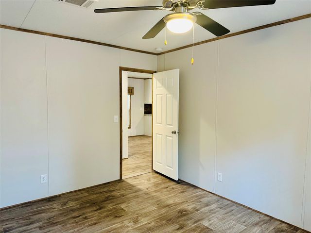 1053 Elm Crest Drive, New Ulm, TX 78950