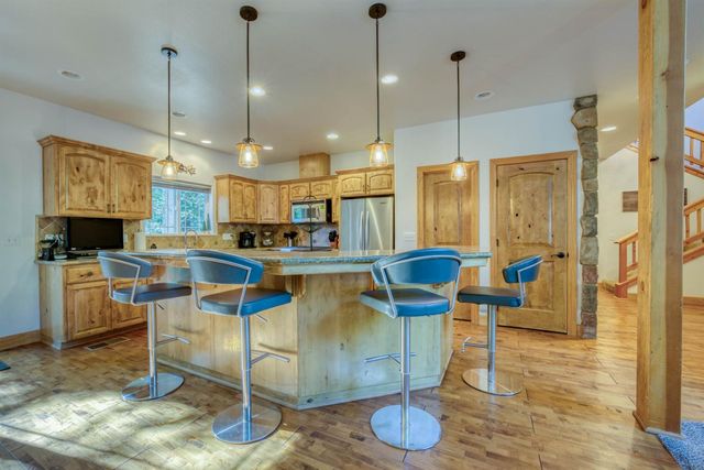 41891 Timber Ridge Road, Shaver Lake, CA 93664