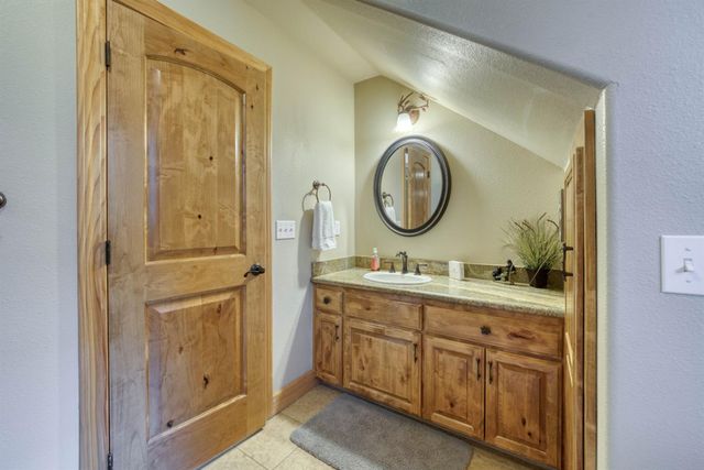 41891 Timber Ridge Road, Shaver Lake, CA 93664