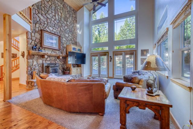 41891 Timber Ridge Road, Shaver Lake, CA 93664