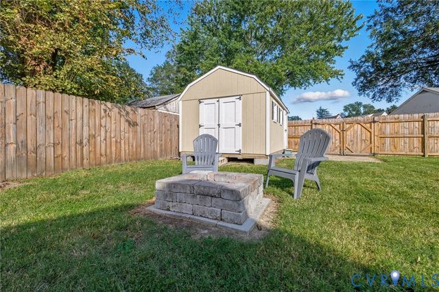 307 Washington Ave, Colonial Heights, VA 23834