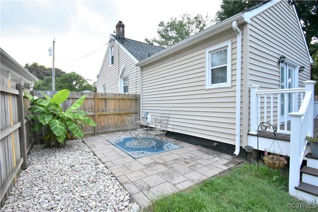 307 Washington Ave, Colonial Heights, VA 23834