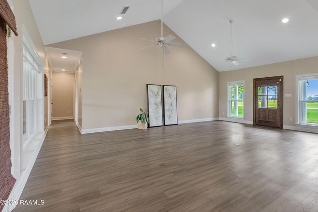 1801 Pembroke Street, New Iberia, LA 70563