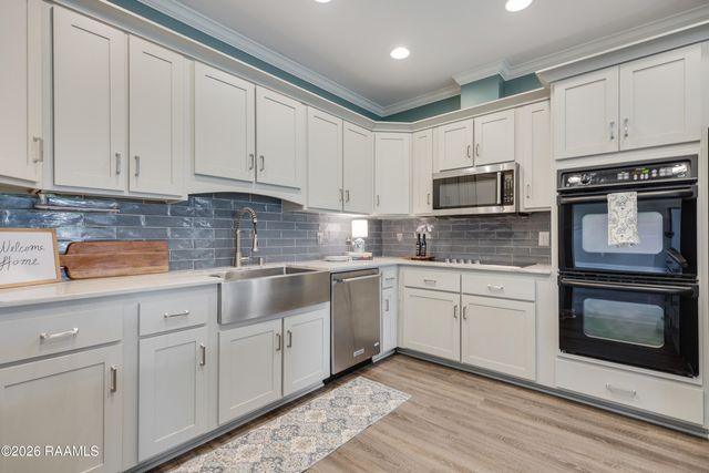 1801 Pembroke Street, New Iberia, LA 70563