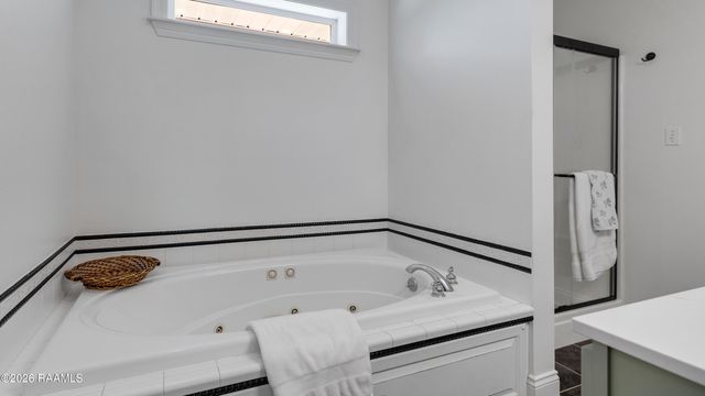 1801 Pembroke Street, New Iberia, LA 70563