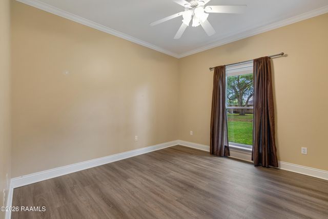 1801 Pembroke Street, New Iberia, LA 70563