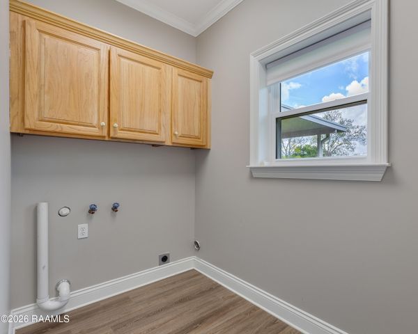 1801 Pembroke Street, New Iberia, LA 70563