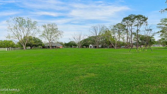 1801 Pembroke Street, New Iberia, LA 70563