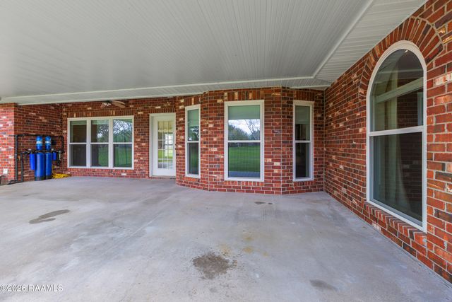 1801 Pembroke Street, New Iberia, LA 70563