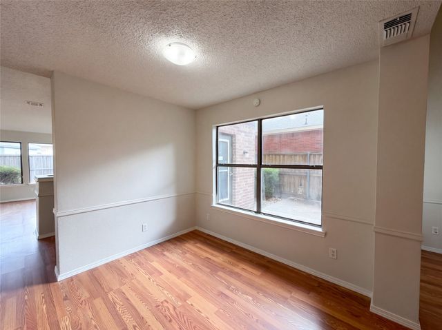 1015 Astaire Avenue, Duncanville, TX 75137