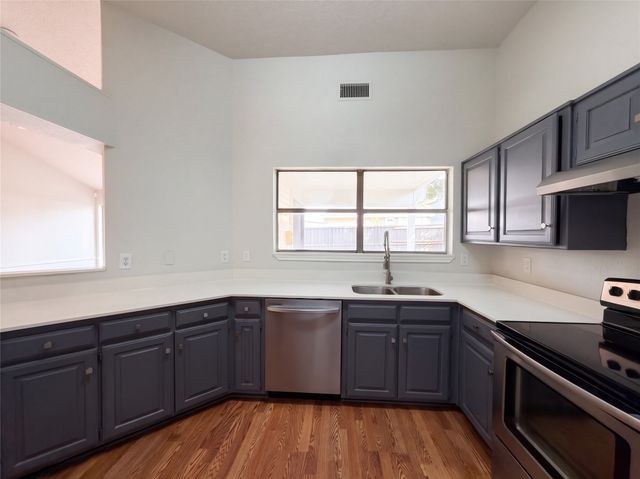1015 Astaire Avenue, Duncanville, TX 75137