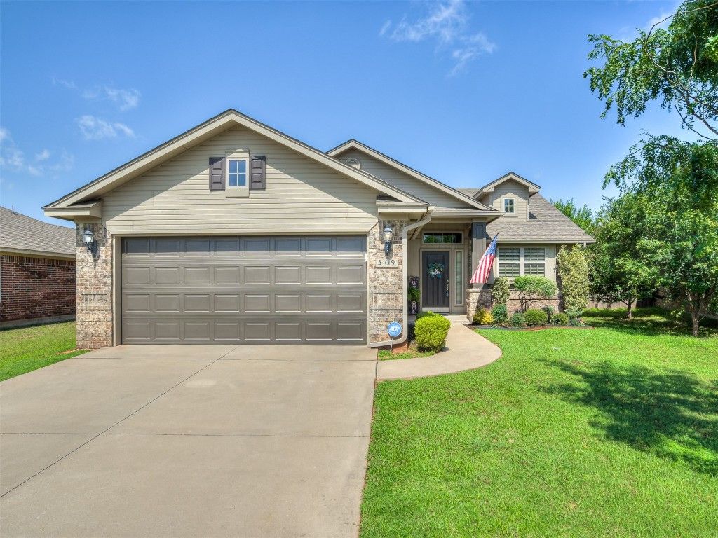 509 Parsons Drive, Yukon, OK 73099