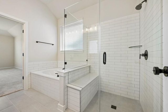 180 Coleto TRL, Bastrop, TX 78602