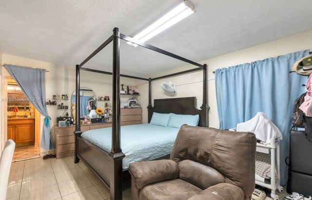 3250 NW 14th Ter, Miami, FL 33125