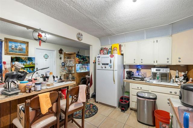 3250 NW 14th Ter, Miami, FL 33125