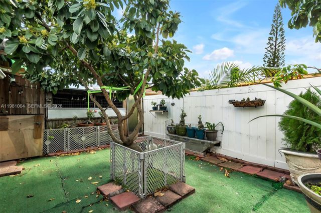 3250 NW 14th Ter, Miami, FL 33125