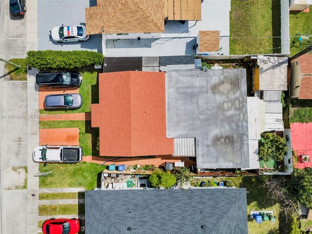 3250 NW 14th Ter, Miami, FL 33125