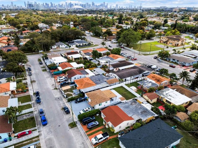3250 NW 14th Ter, Miami, FL 33125