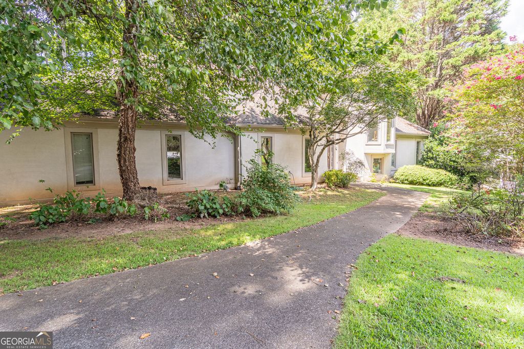 1704 Heritage Way, Stone Mountain, GA 30087 — photo 4