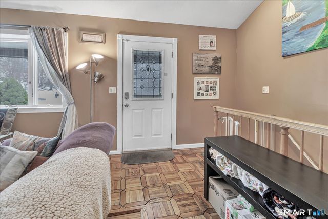 22 Crestwood Drive, Naugatuck, CT 06770