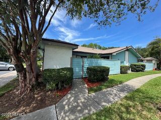 2302 CHALLENGER Court W, 2302, Atlantic Beach, FL 32233