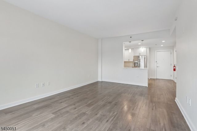 1 Carriage City Plz 1405, Rahway City, NJ 07065