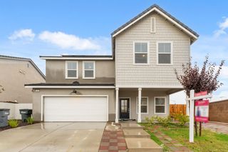 7012 W Donner Avenue, Fresno, CA 93723