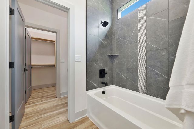 14030 E Willowgreen Ct, Wichita, KS 67210