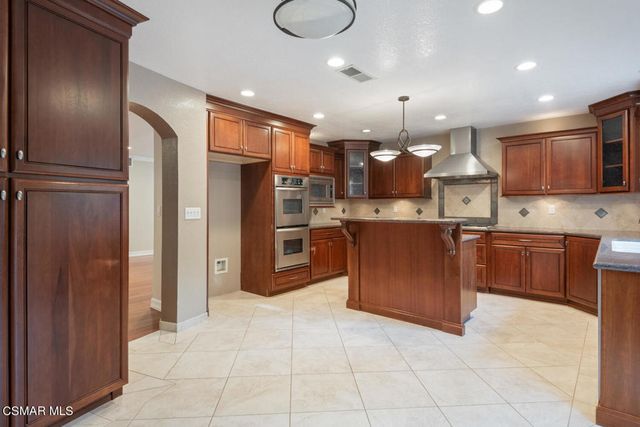 5810 Rainbow Hill Road, Agoura Hills, CA 91301