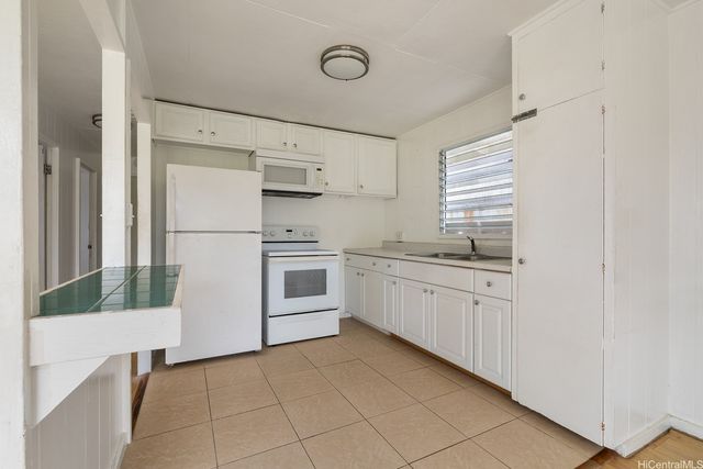 54-11 Waikulama Street, Hauula, HI 96717