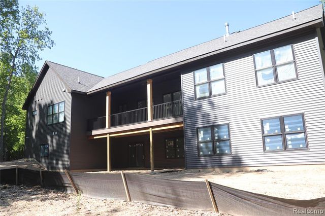 7877 Donegal Court, Fenton, MI 48430