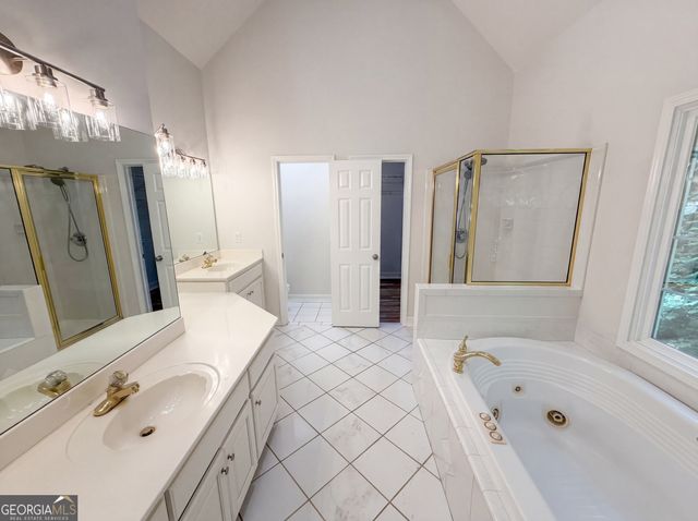 724 Beacon Cove, Lawrenceville, GA 30043