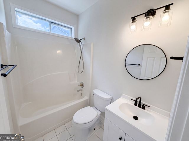 724 Beacon Cove, Lawrenceville, GA 30043
