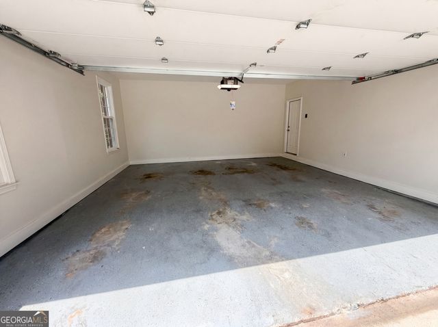 724 Beacon Cove, Lawrenceville, GA 30043