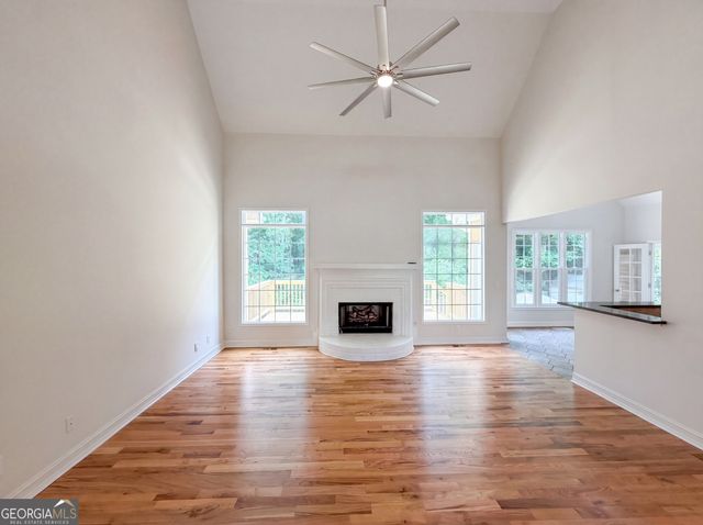 724 Beacon Cove, Lawrenceville, GA 30043