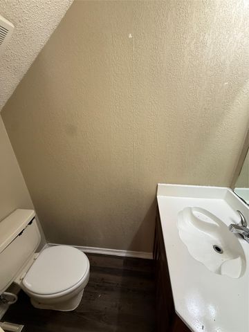 5904 Holiday Lane B, North Richland Hills, TX 76180