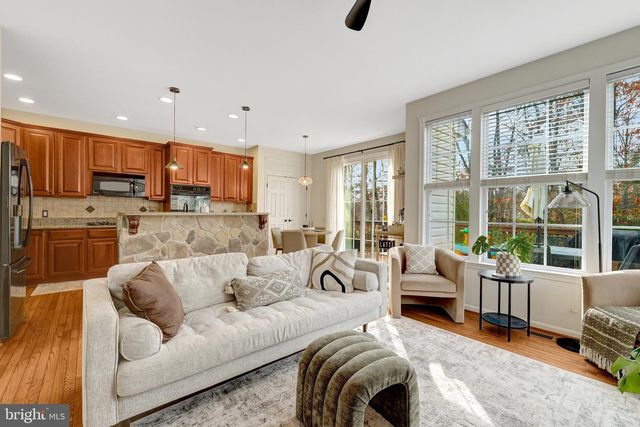 43007 CHATHILL TER, Leesburg, VA 20176