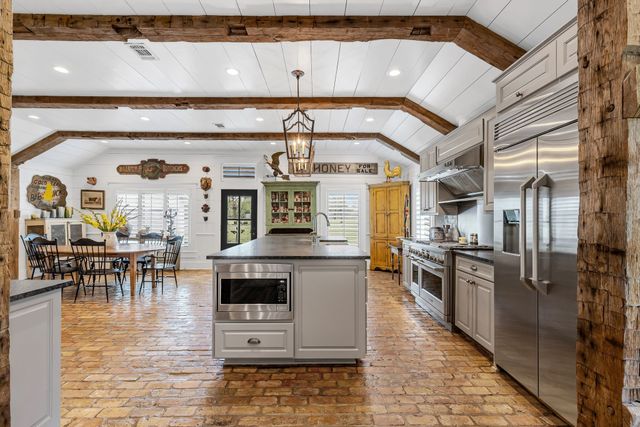 1819 Main Street, Sulphur Springs, TX 75482