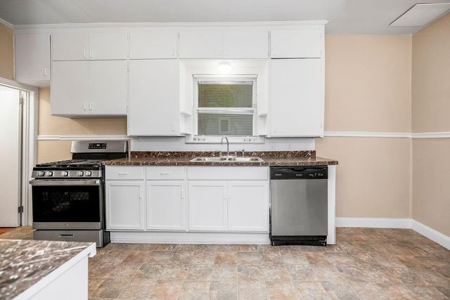 635 S Fuller Avenue, Independence, MO 64052