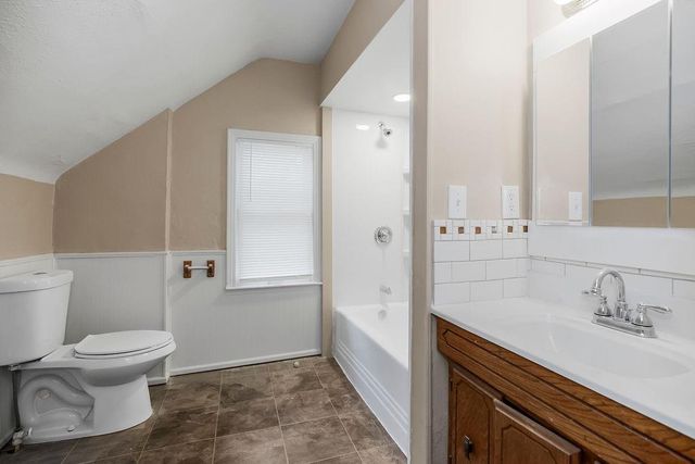 635 S Fuller Avenue, Independence, MO 64052