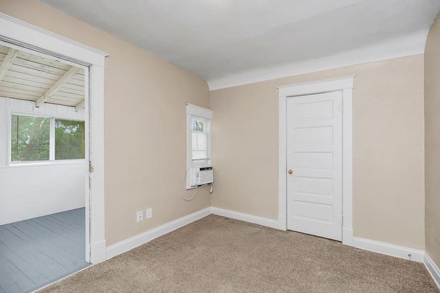 635 S Fuller Avenue, Independence, MO 64052