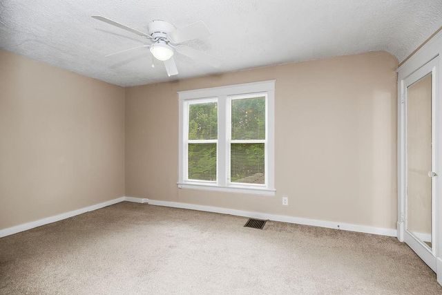 635 S Fuller Avenue, Independence, MO 64052