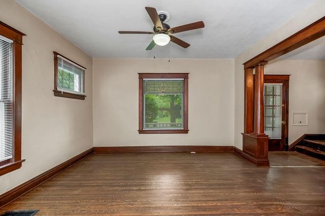 635 S Fuller Avenue, Independence, MO 64052