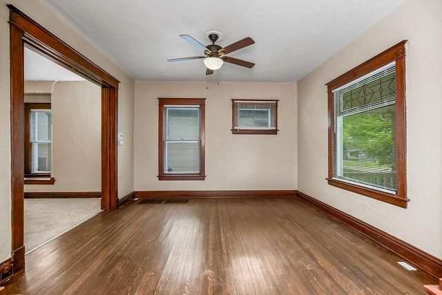 635 S Fuller Avenue, Independence, MO 64052