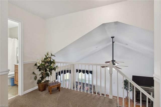 27 Reflection LN, Hampton, VA 23666
