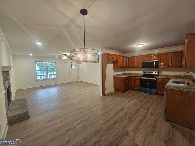 521 Shaggy Hickory Trail, Palmetto, GA 30268