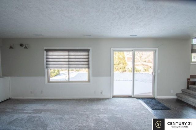 6206 S 150th Street, Omaha, NE 68137